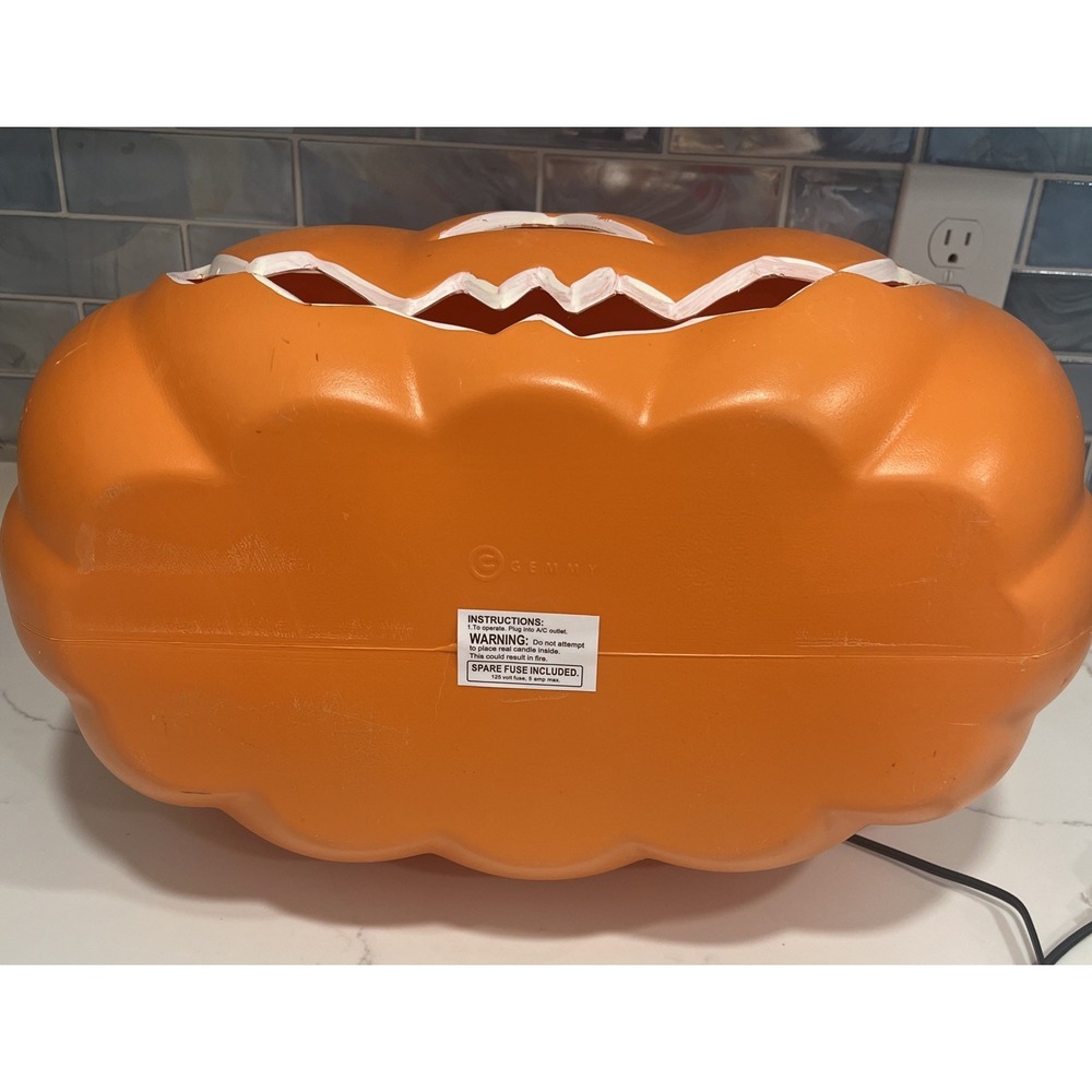 Vintage Large Gemmy Halloween Pumpkin Jack O' Lantern Light‎ Up Blow Mold   17" - Picture 12 of 12